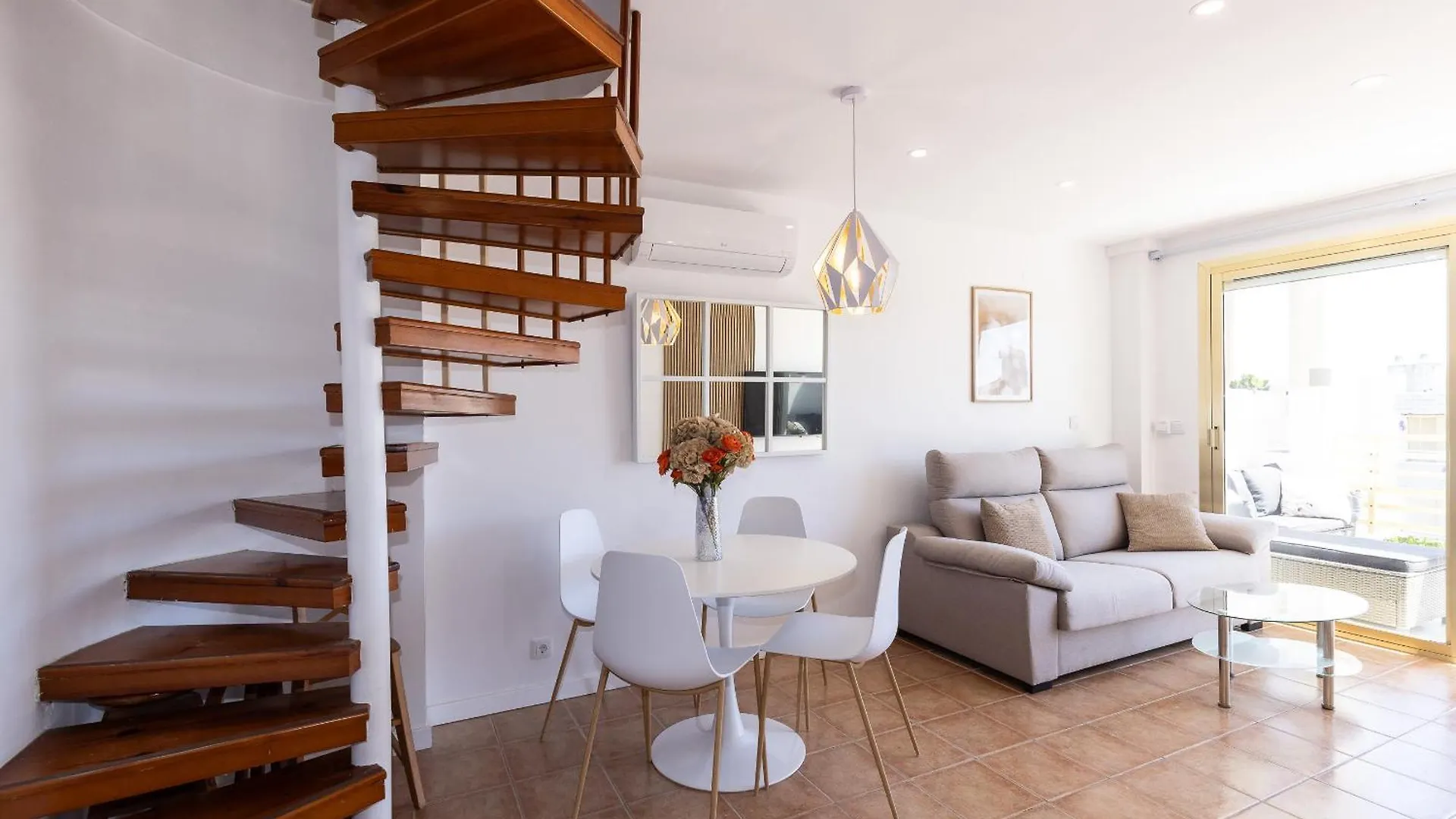 Prime Location Penthouse With Stunning Sea Views Apartment Salou